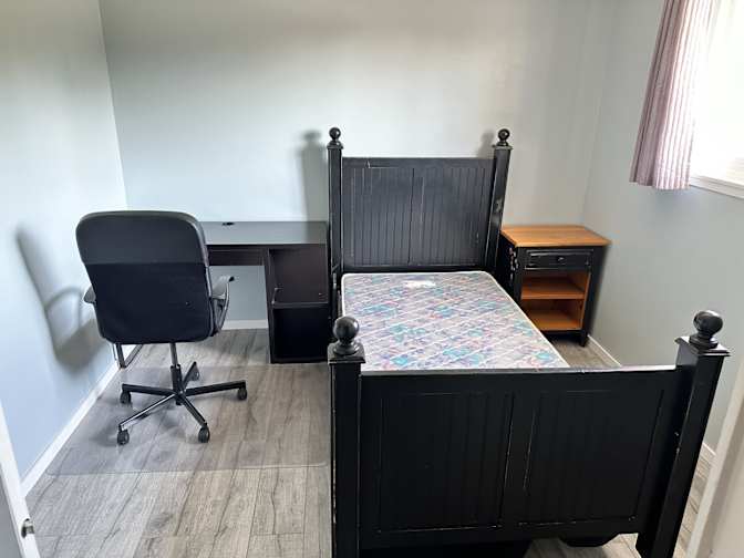 Photo of June's room