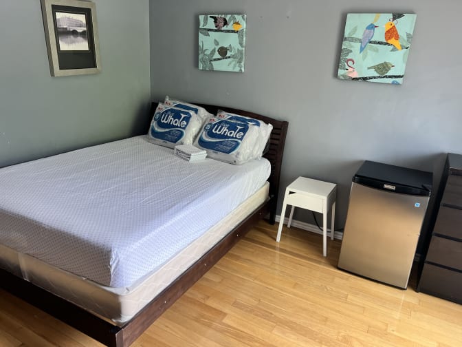 Nick Sarkovski's room