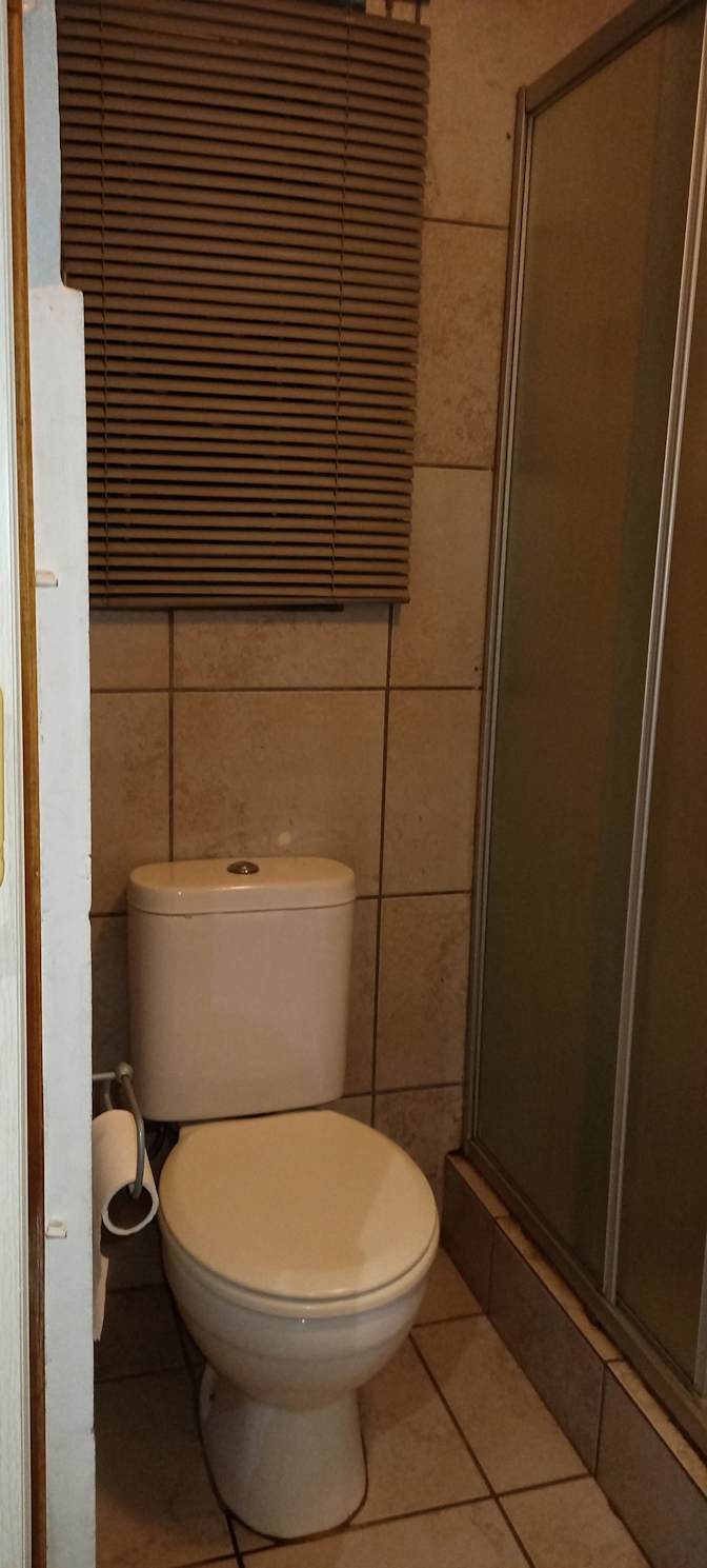 Photo of NEMULALO SOLOMON's room
