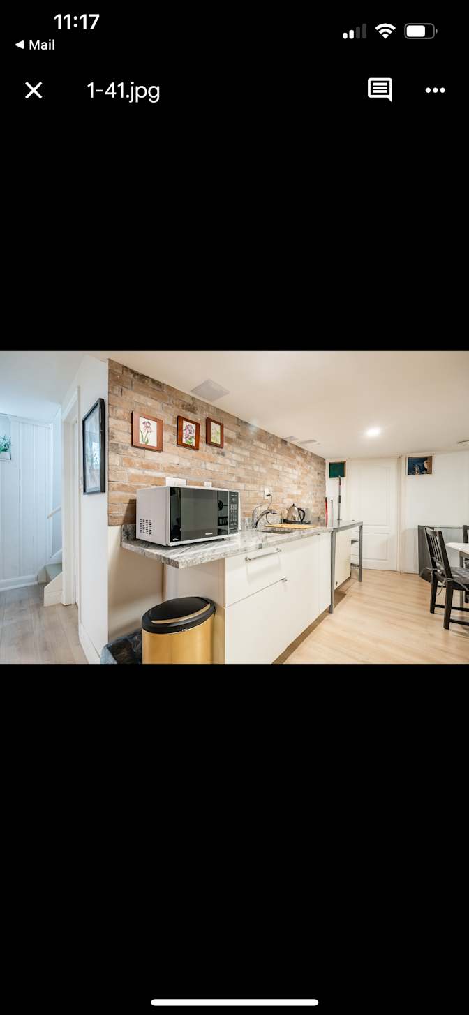 Photo of Sparent's room