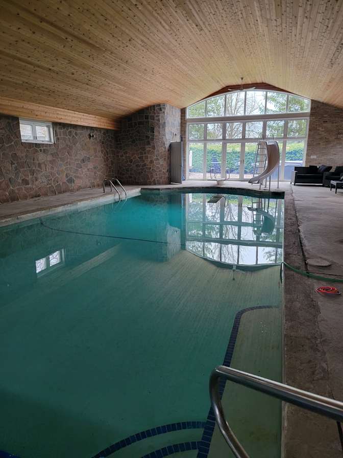 Amber Mowbray's room