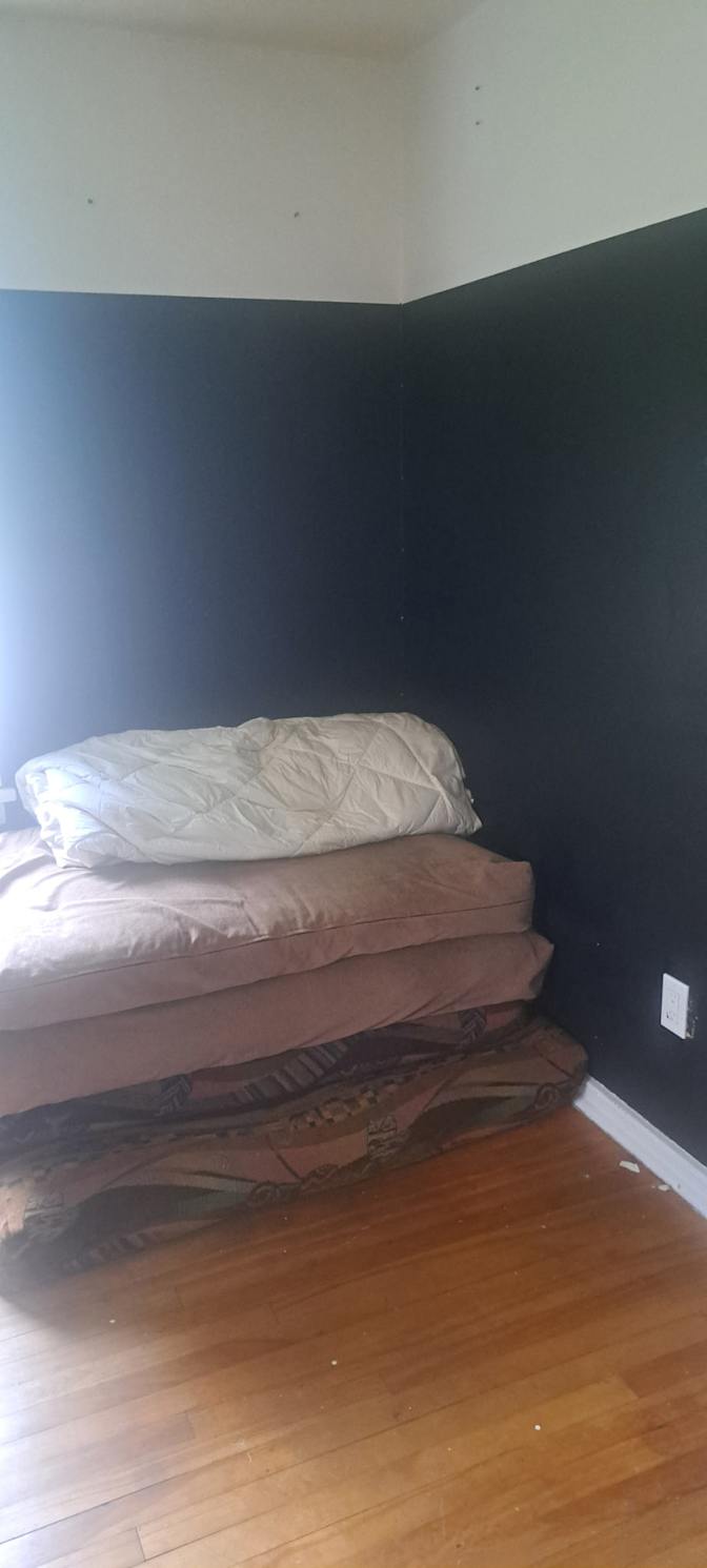 Photo of Suzanne Marquis's room