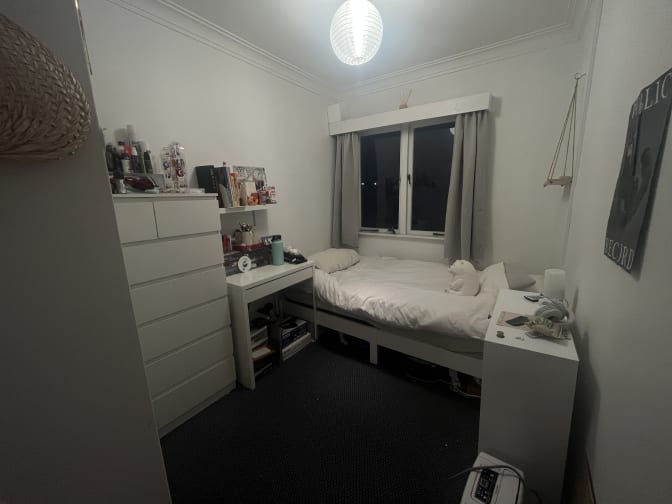 Photo of Victoria's room