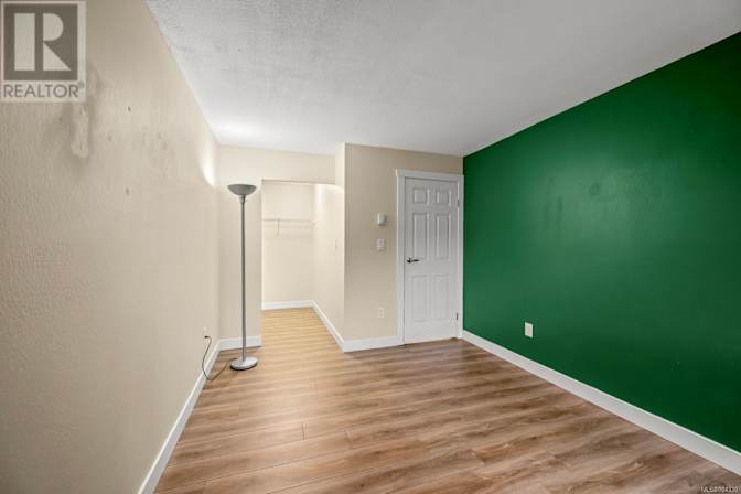 Photo of DAMON's room