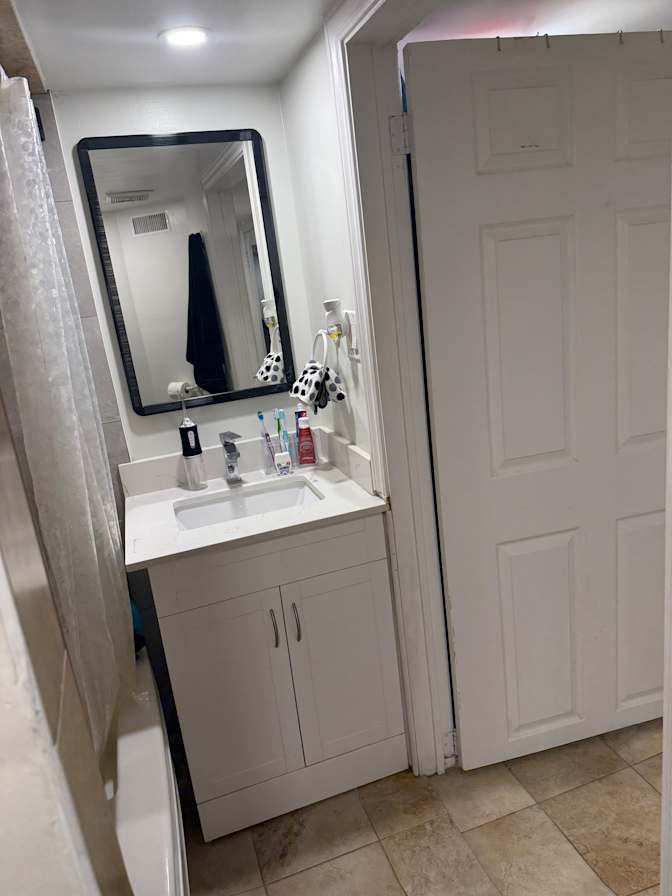 Photo of Khanh's room