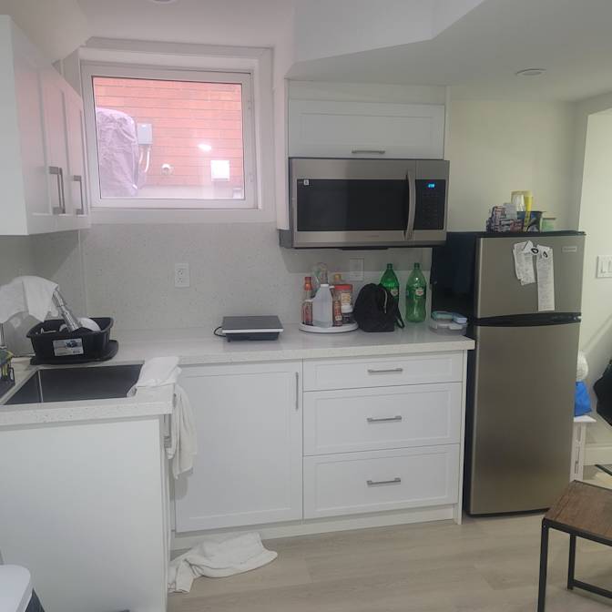 Ria Flor Oanes's room