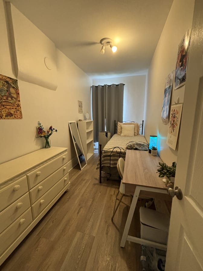 Photo of Rebecca's room