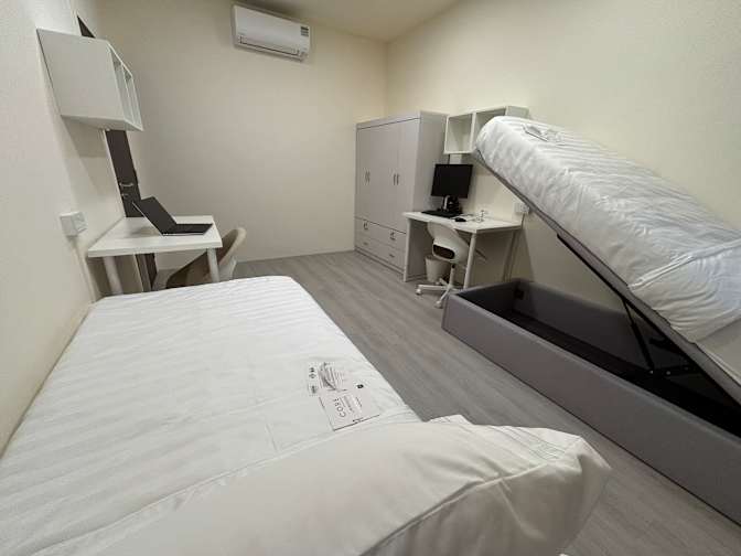 Photo of Harry Lee's room