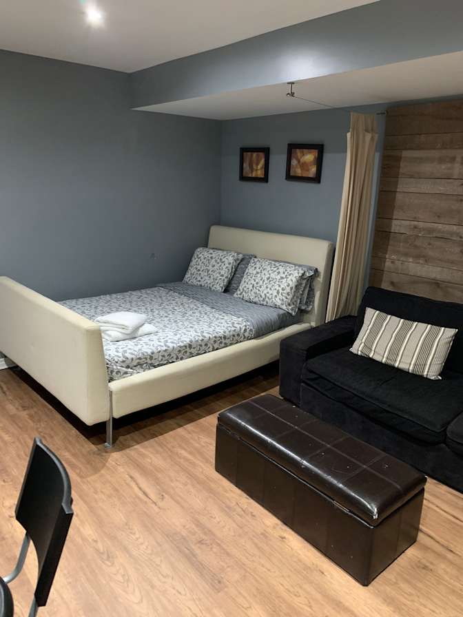 Nick Sarkovski's room