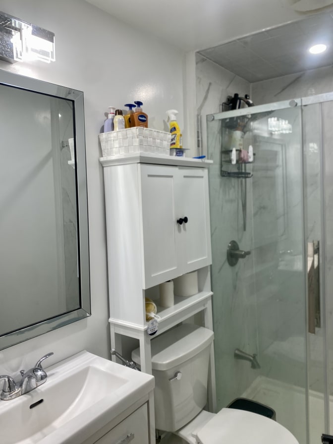 Rojina Bagheri's room