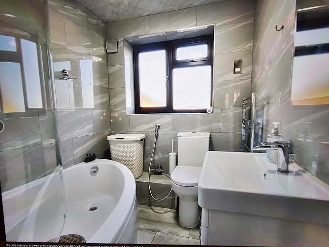 Photo of Jay's room