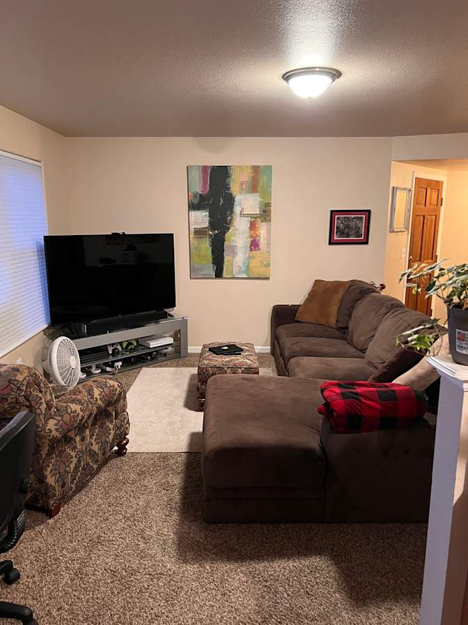 Private room to rent in share house Glenwood Spring...