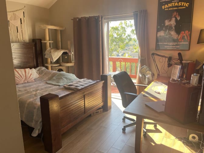 Photo of Maxwell's room