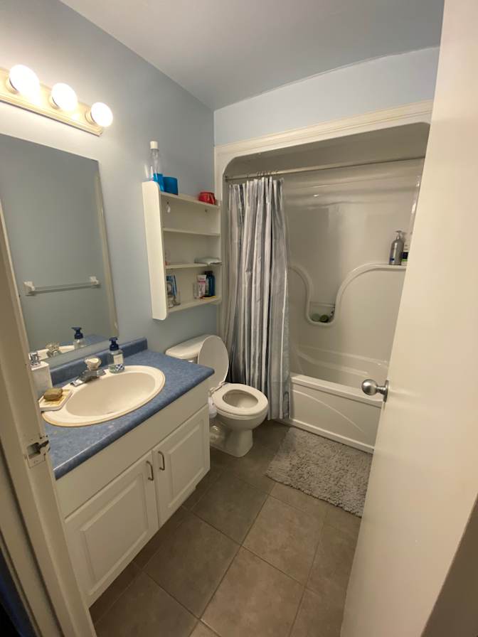 Lucille Dela Fuente's room