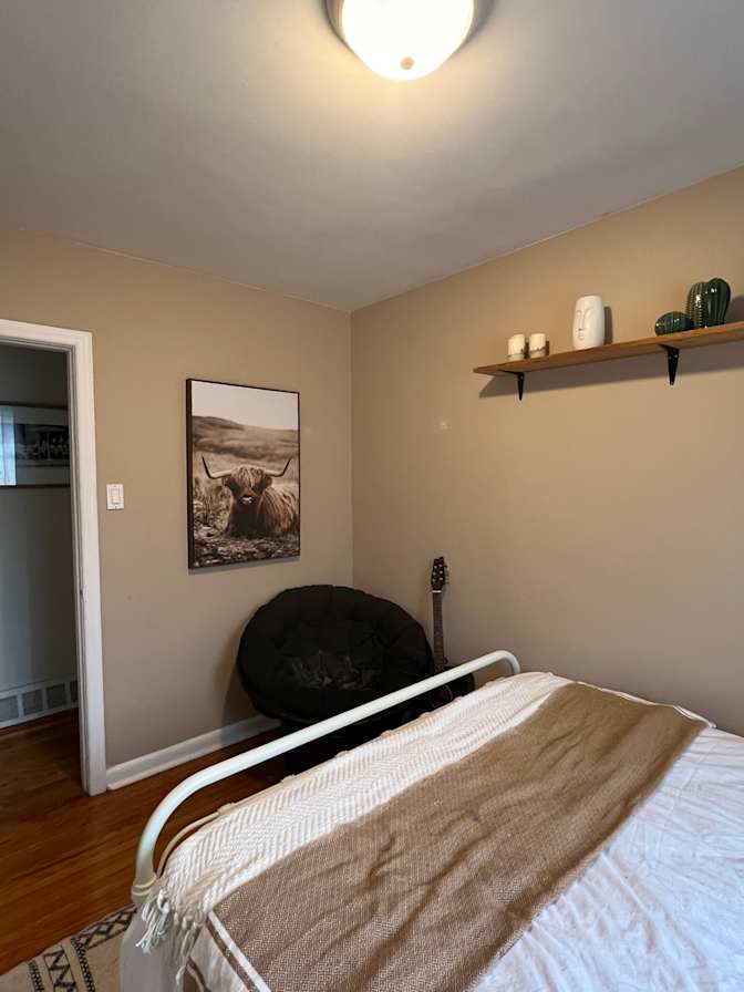 Photo of Erin's room