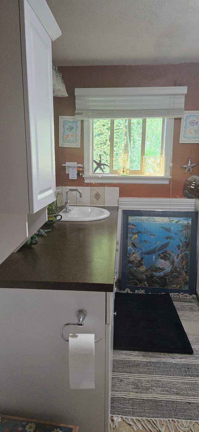 Photo of DIANNE BELLIVEAU's room