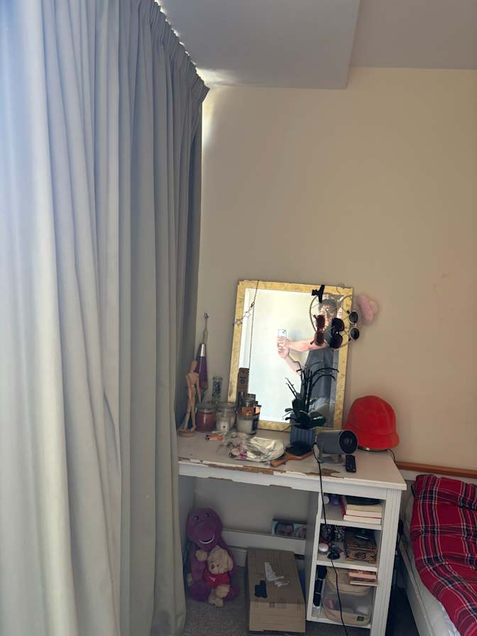 Photo of Barney's room