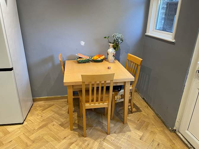 Private room to rent in share house Thornton Heat... Roomies.co.uk