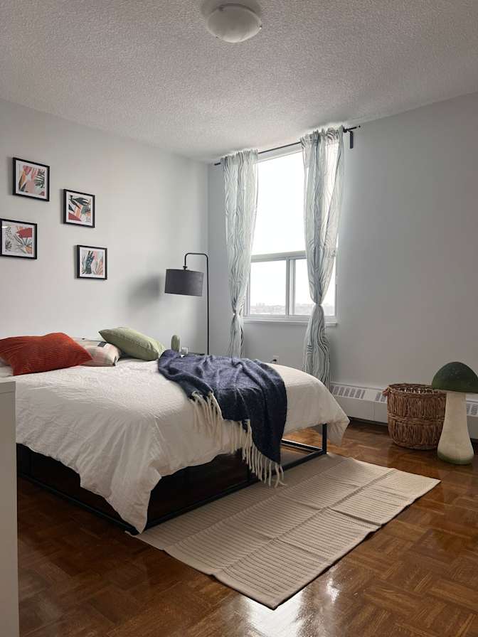 Photo of Emre's room