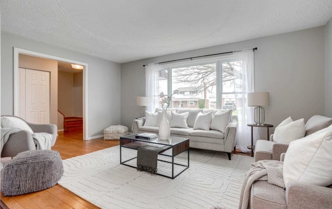 W. Peter Randall's room