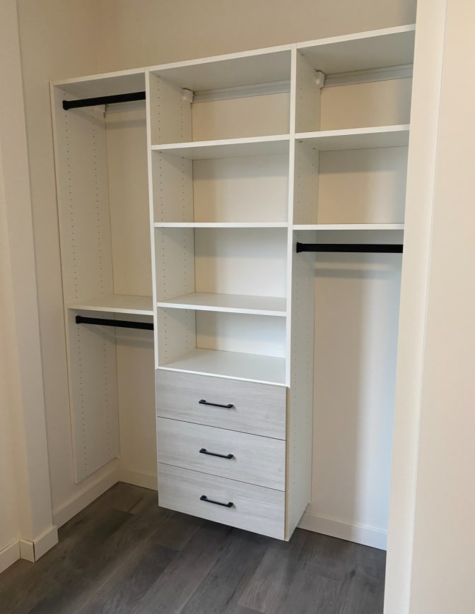 Chris Vanderwell's room