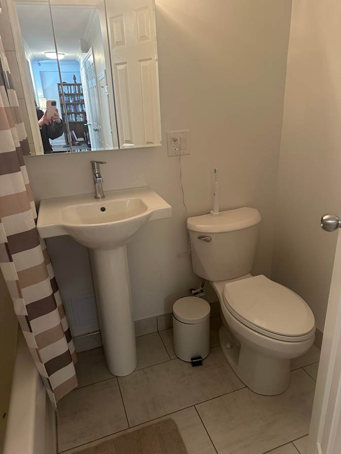 Evan Barootes's room