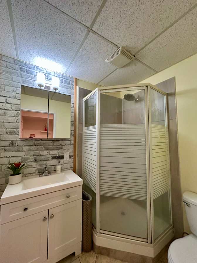Photo of T G's room