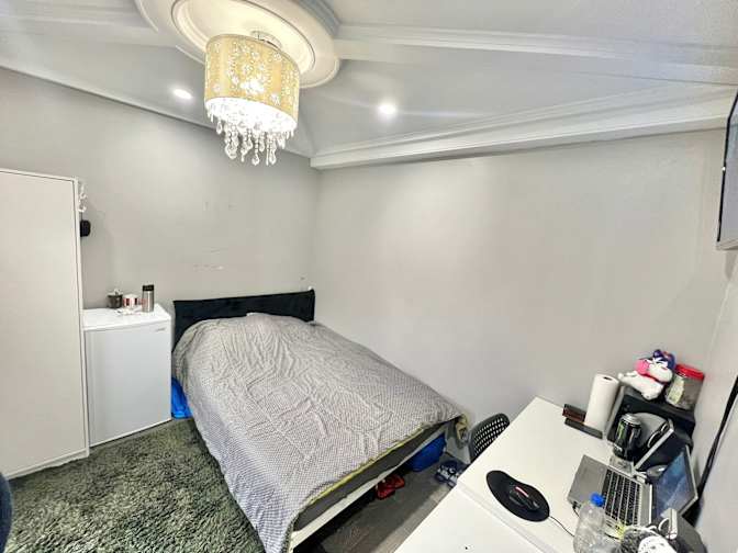 EKC Homestay Toronto's room