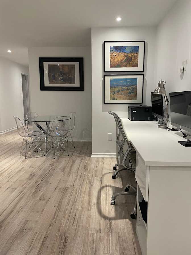 Photo of First Green's room