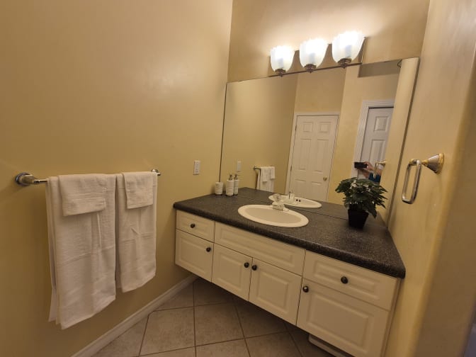 Photo of Andrew Yao's room