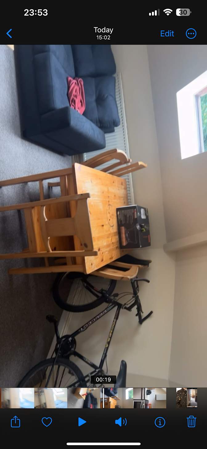 Photo of Leon's room
