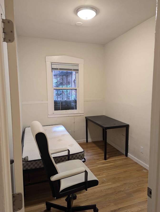Photo of Javonni's room