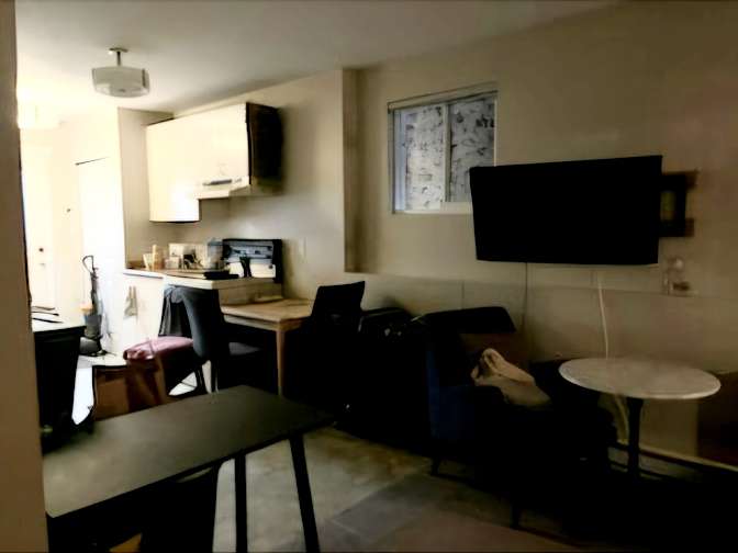 Prince Albert Street's room