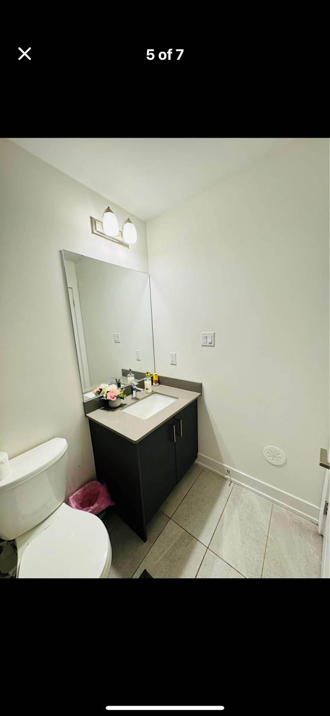 Meisam Rostaminia's room