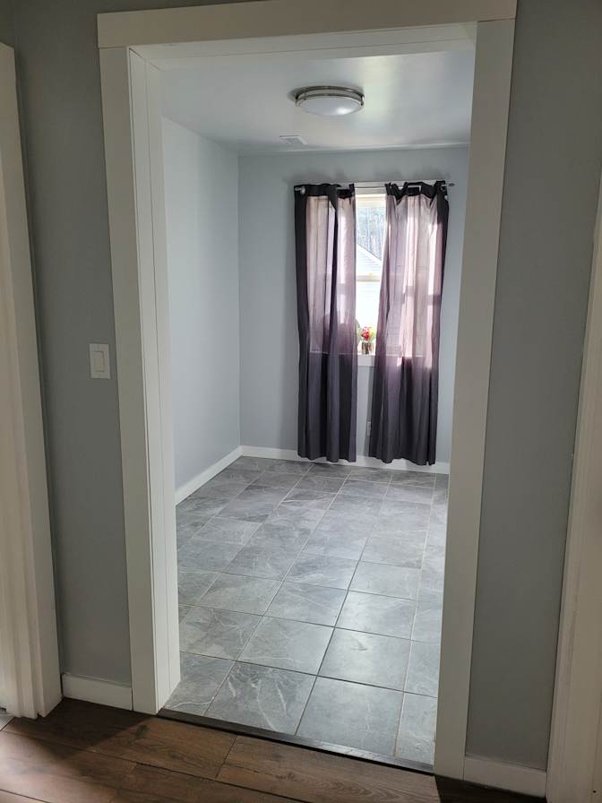 Jason MacLean's room