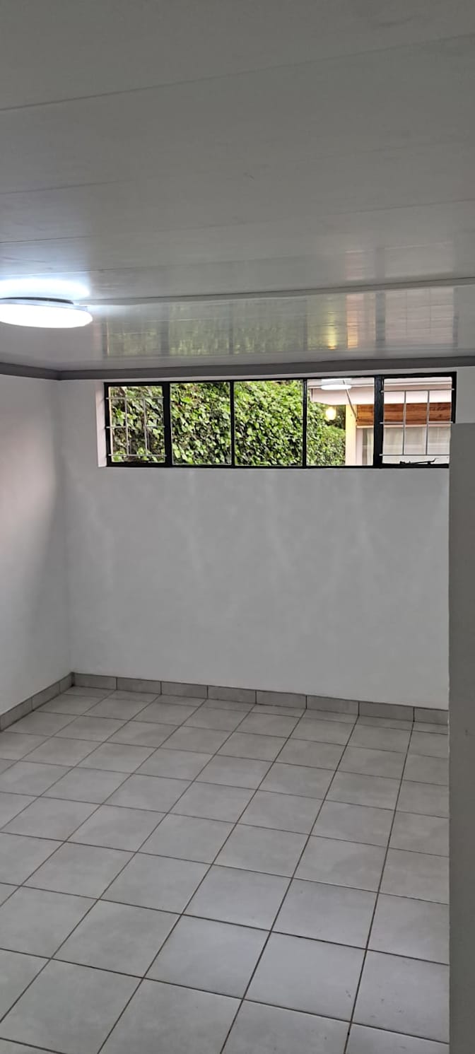 Photo of Duminator's room