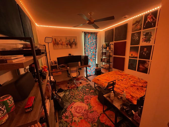Photo of Barak's room