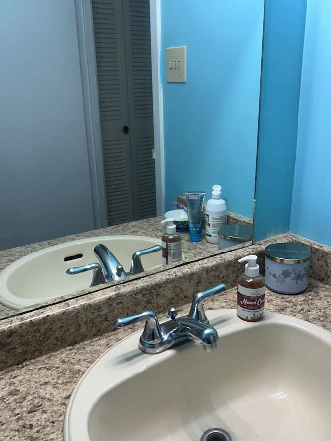 Photo of Carol-Ann Hillman's room