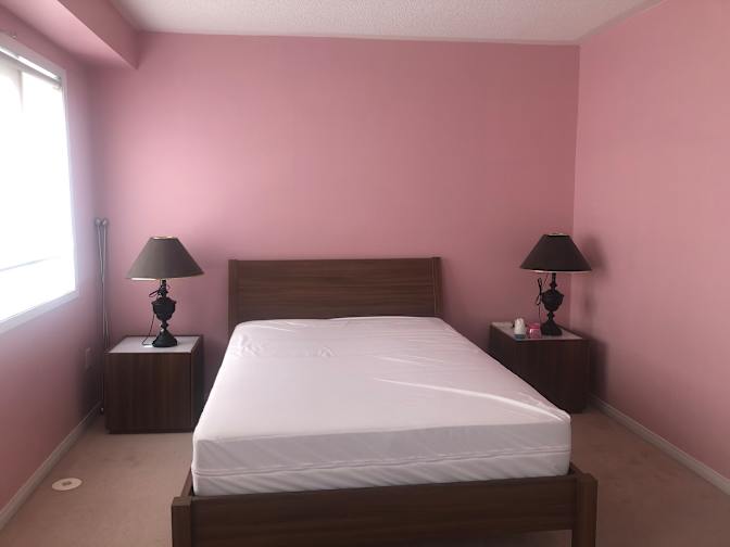 Photo of Glen's room