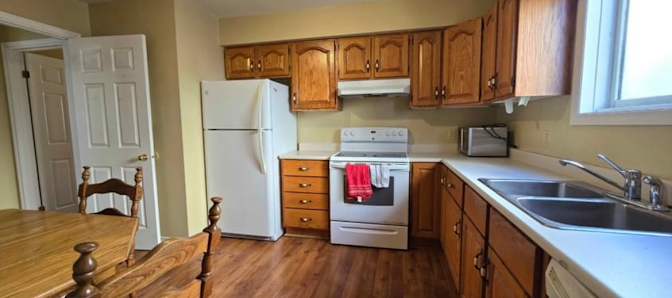 Omair Shahzad's room