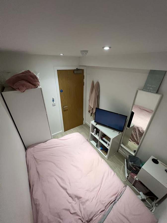 Photo of Amy's room