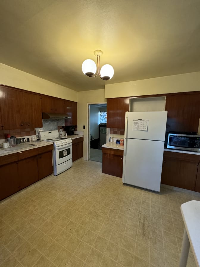 Muhammad saleh's room