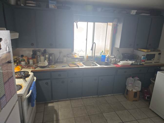 derrick rochon's room