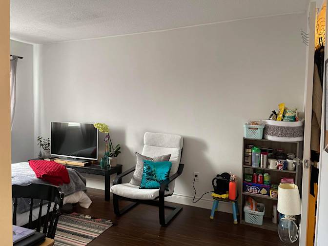 Jennifer castillo's room