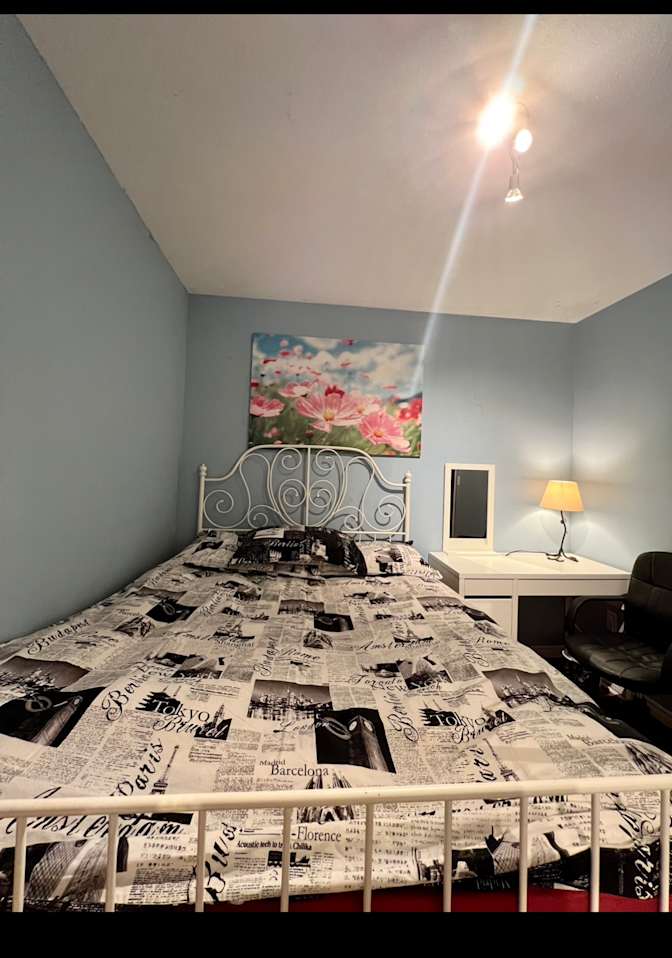 Deanna Oliveros's room