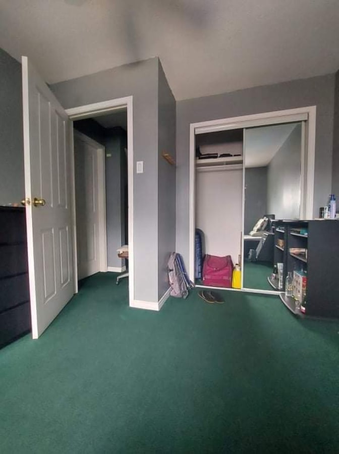 Photo of Lynda's room