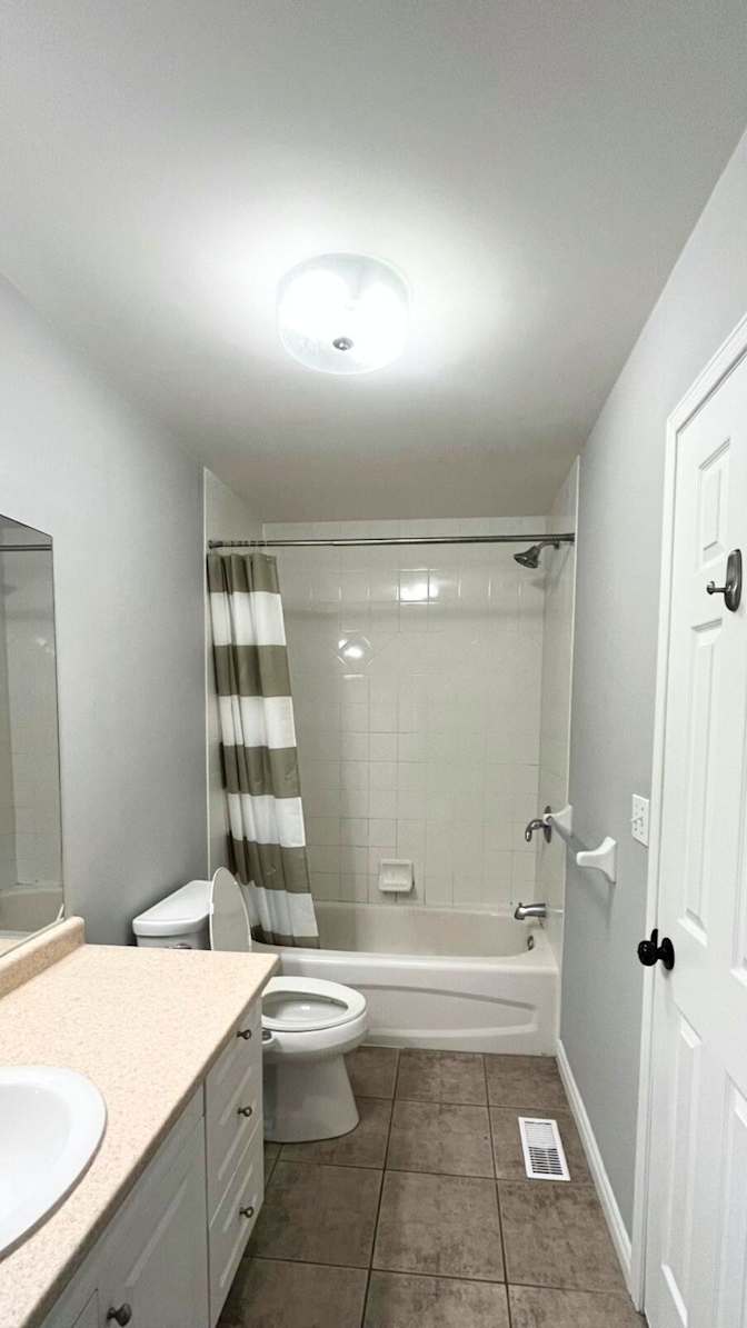 Photo of Chris's room