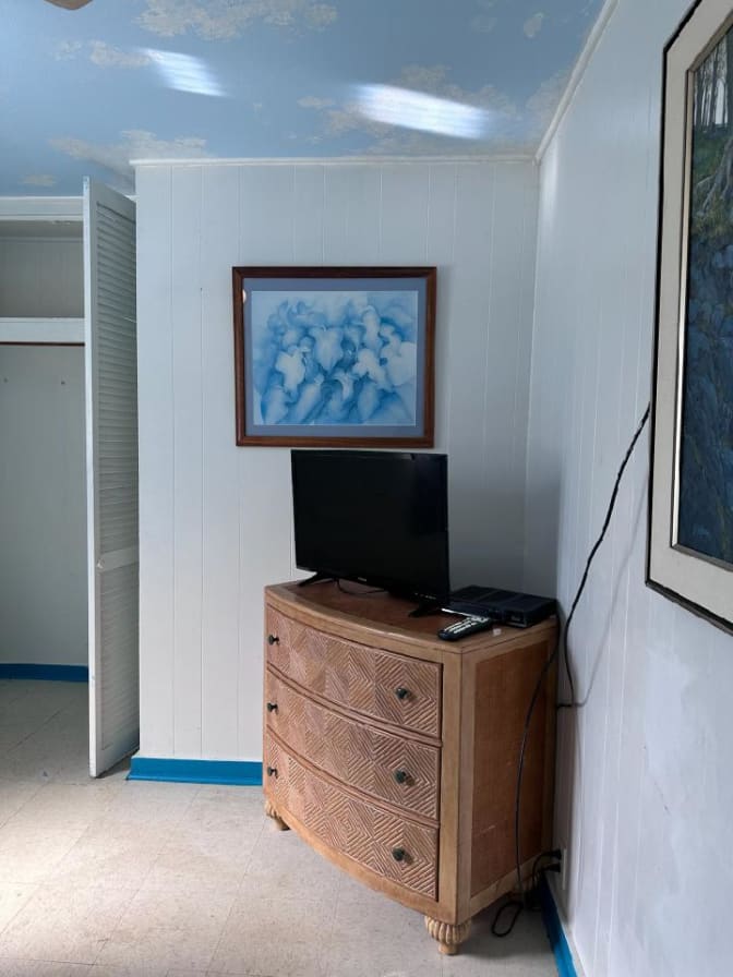 Photo of LYNN's room