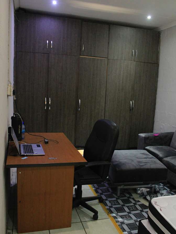 Photo of za one point's room