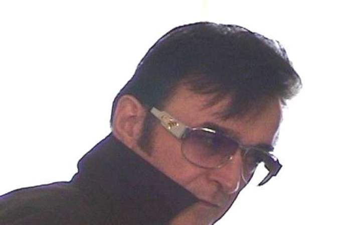 Lou Yves Dinelle's room